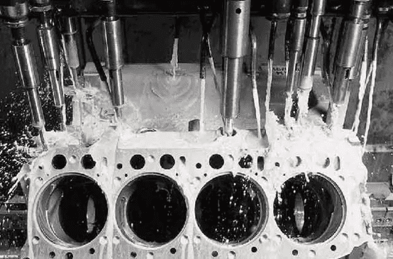 金屬加工液消泡劑應(yīng)用場景